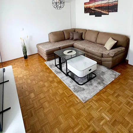 Luxor Apartment *